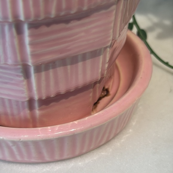 Vintage McCoy planter - Picture 7 of 11